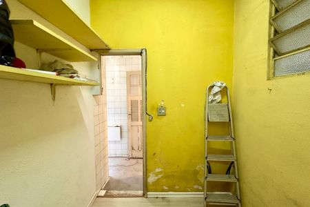 Apartamento à venda com 80m², 2 quartos e sem vaga Apartamento à venda com 80m², 2 quartos e sem vagaQuarto de Serviço