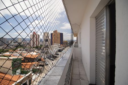Apartamento à venda com 88m², 3 quartos e sem vaga Apartamento à venda com 88m², 3 quartos e sem vagaVaranda