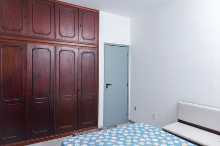 Casa à venda com 450m², 3 quartos e 7 vagasQuarto 2