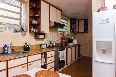 Casa à venda com 450m², 3 quartos e 7 vagasCozinha