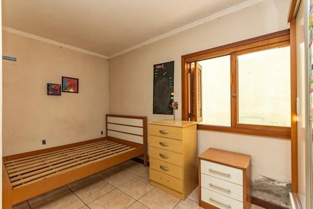 Casa à venda com 250m², 4 quartos e 4 vagas Casa à venda com 250m², 4 quartos e 4 vagasQuarto 3