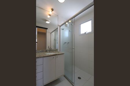 Apartamento à venda com 112m², 3 quartos e 2 vagasBanheiro da Suíte