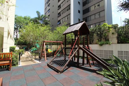 Apartamento à venda com 112m², 3 quartos e 2 vagasÁrea Comum - Playground