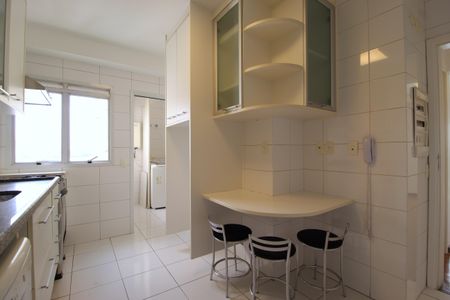 Apartamento à venda com 112m², 3 quartos e 2 vagasCozinha