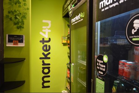 Apartamento à venda com 30m², 1 quarto e sem vagaÁrea comum - Mini Mercado