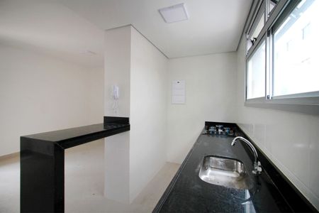 Apartamento à venda com 90m², 3 quartos e 2 vagasCozinha