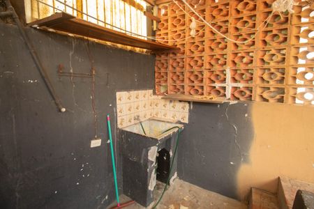 Casa à venda com 408m², 6 quartos e 2 vagas Casa à venda com 408m², 6 quartos e 2 vagasÁrea de Serviço