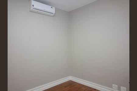 Apartamento à venda com 191m², 3 quartos e 3 vagas Apartamento à venda com 191m², 3 quartos e 3 vagasSuíte 3