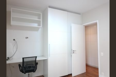 Apartamento à venda com 191m², 3 quartos e 3 vagas Apartamento à venda com 191m², 3 quartos e 3 vagasSuíte 2