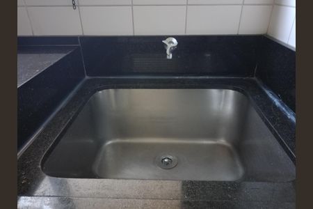 Apartamento à venda com 191m², 3 quartos e 3 vagas Apartamento à venda com 191m², 3 quartos e 3 vagasÁrea de Serviço