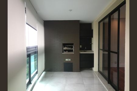 Apartamento à venda com 191m², 3 quartos e 3 vagas Apartamento à venda com 191m², 3 quartos e 3 vagasSacada