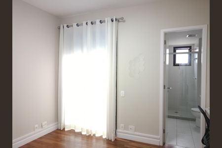 Apartamento à venda com 191m², 3 quartos e 3 vagas Apartamento à venda com 191m², 3 quartos e 3 vagasSuíte 2