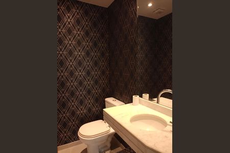 Apartamento à venda com 191m², 3 quartos e 3 vagas Apartamento à venda com 191m², 3 quartos e 3 vagasBanheiro