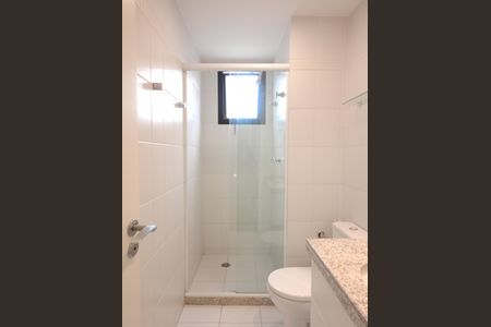Apartamento à venda com 191m², 3 quartos e 3 vagas Apartamento à venda com 191m², 3 quartos e 3 vagasBanheiro da Suíte 1