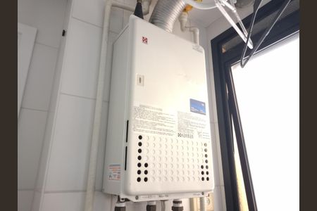 Apartamento à venda com 191m², 3 quartos e 3 vagas Apartamento à venda com 191m², 3 quartos e 3 vagasÁrea de Serviço