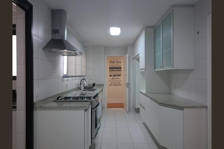 Apartamento à venda com 191m², 3 quartos e 3 vagas Apartamento à venda com 191m², 3 quartos e 3 vagasCozinha