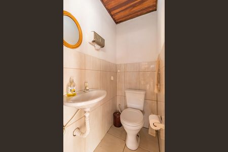 Casa à venda com 220m², 3 quartos e 5 vagasÁrea de Serviço