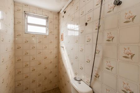 Apartamento para alugar com 48m², 2 quartos e 1 vaga Apartamento para alugar com 48m², 2 quartos e 1 vagaBanheiro