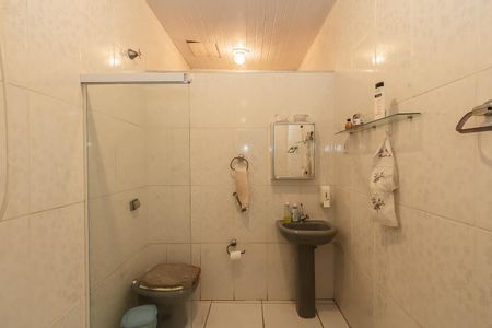 Casa à venda com 150m², 3 quartos e 2 vagasBanheiro