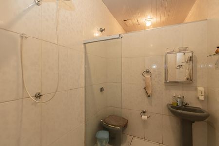 Casa à venda com 150m², 3 quartos e 2 vagasBanheiro