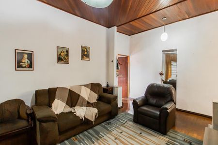 Casa à venda com 150m², 3 quartos e 2 vagasSala