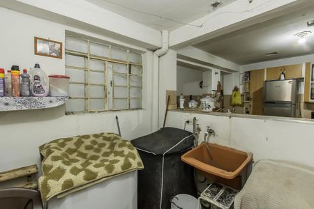 Casa à venda com 150m², 3 quartos e 2 vagasÁrea de Serviço