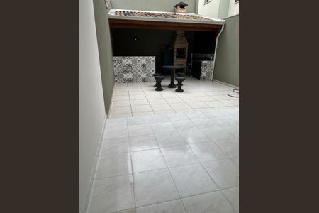 Casa à venda com 360m², 4 quartos e 4 vagas Casa à venda com 360m², 4 quartos e 4 vagasÁrea Externa