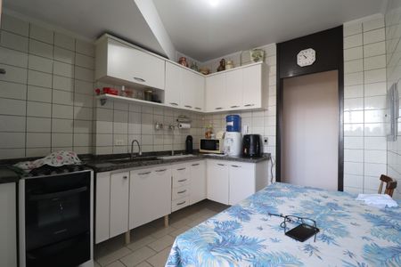Apartamento à venda com 80m², 3 quartos e 1 vagaCozinha