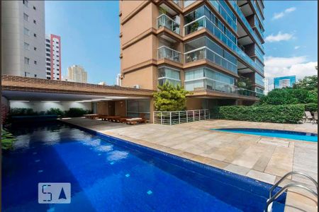 Apartamento à venda com 155m², 2 quartos e 2 vagas Apartamento à venda com 155m², 2 quartos e 2 vagasÁrea comum - Piscina