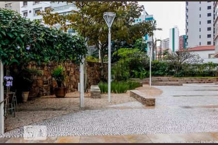 Apartamento à venda com 155m², 2 quartos e 2 vagas Apartamento à venda com 155m², 2 quartos e 2 vagasÁrea comum - Área Externa