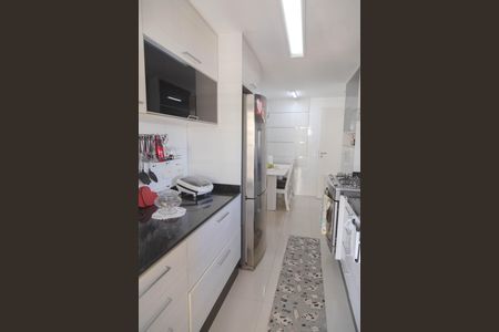 Apartamento à venda com 115m², 3 quartos e 1 vaga Apartamento à venda com 115m², 3 quartos e 1 vagaCozinha