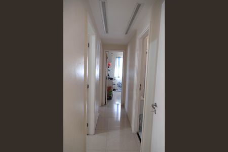 Apartamento à venda com 115m², 3 quartos e 1 vaga Apartamento à venda com 115m², 3 quartos e 1 vagaCorredor de acesso