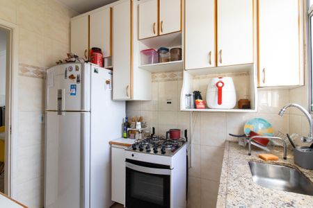 Apartamento à venda com 54m², 2 quartos e 1 vaga Apartamento à venda com 54m², 2 quartos e 1 vagaCozinha