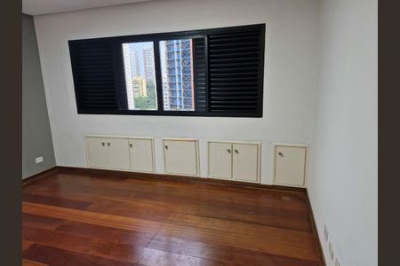 Apartamento à venda com 299m², 4 quartos e 4 vagas