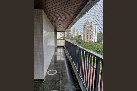 Apartamento à venda com 299m², 4 quartos e 4 vagas