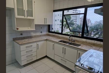 Apartamento à venda com 299m², 4 quartos e 4 vagas
