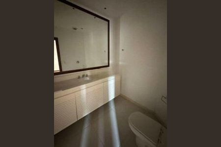 Casa à venda com 512m², 5 quartos e 6 vagas