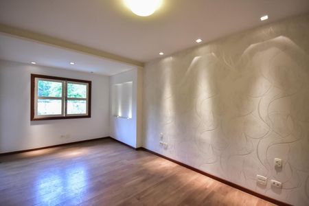 Casa para alugar com 512m², 5 quartos e 6 vagasSuíte 2