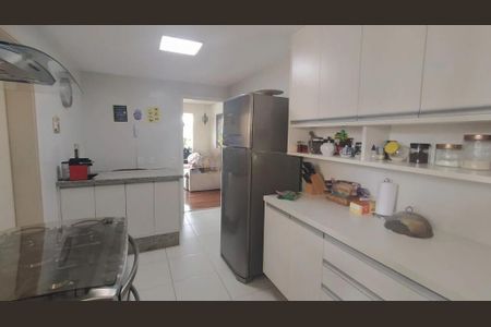 Apartamento à venda com 129m², 4 quartos e 2 vagas