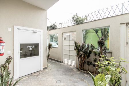 Casa de condomínio à venda com 94m², 2 quartos e 2 vagas Casa de condomínio à venda com 94m², 2 quartos e 2 vagasFachada