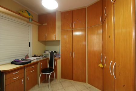Casa à venda com 195m², 3 quartos e 4 vagasQuarto 1