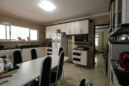 Casa à venda com 195m², 3 quartos e 4 vagasCozinha