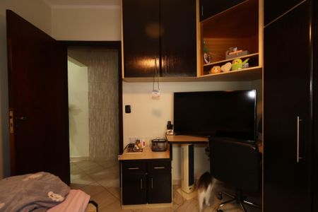 Casa à venda com 195m², 3 quartos e 4 vagasQuarto 2