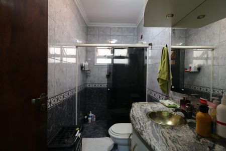 Casa à venda com 195m², 3 quartos e 4 vagasBanheiro da Suíte