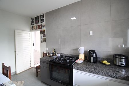 Casa para alugar com 168m², 3 quartos e 4 vagasCozinha