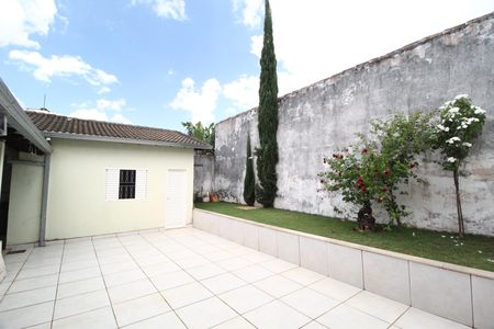 Casa para alugar com 168m², 3 quartos e 4 vagasQuintal