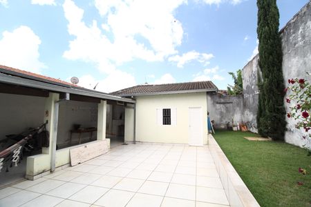 Casa para alugar com 168m², 3 quartos e 4 vagasQuintal