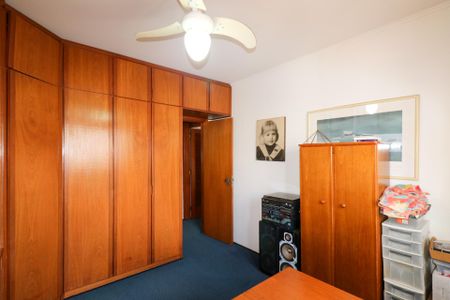 Casa à venda com 420m², 5 quartos e 8 vagas Casa à venda com 420m², 5 quartos e 8 vagasSuíte 4