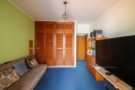 Casa à venda com 420m², 5 quartos e 8 vagas Casa à venda com 420m², 5 quartos e 8 vagasSuíte 3