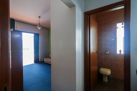 Casa à venda com 420m², 5 quartos e 8 vagas Casa à venda com 420m², 5 quartos e 8 vagasSuíte 3